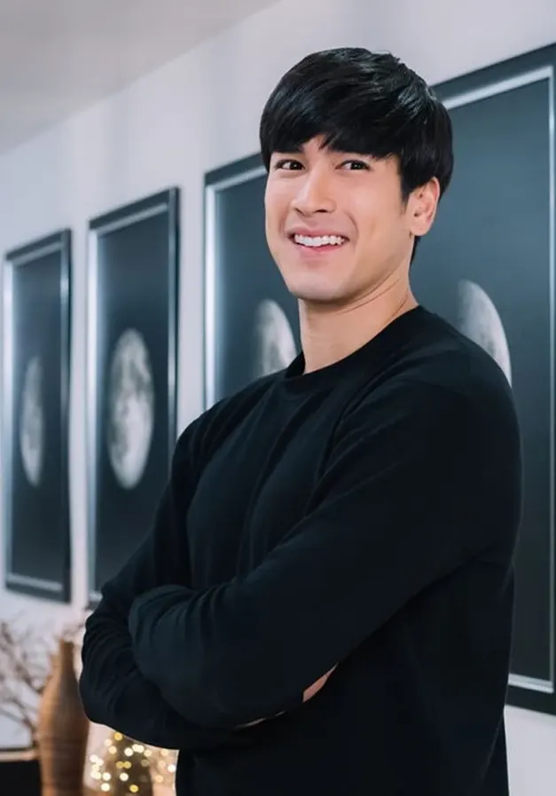 ณเดชน์ คูกิมิยะ นักแสดงหนุ่มหล่อขี้เล่นซิกแพคแน่น ลูกครึ่งไทย-ออสเตรีย